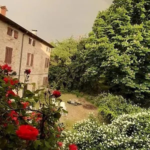 Relaxing Retreat In Rural Italy B&;b Maranello